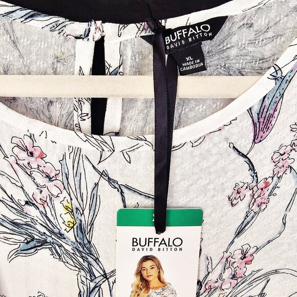 Buffalo David Bitton  White and Floral Print Short Sleeve Blouse - Picture 3 of 3